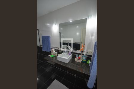 Apartamento à venda com 256m², 4 quartos e 1 vaga Apartamento à venda com 256m², 4 quartos e 1 vagaBanheiro