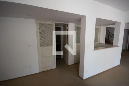 Apartamento à venda com 256m², 4 quartos e 1 vaga Apartamento à venda com 256m², 4 quartos e 1 vagaSala
