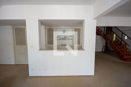Apartamento à venda com 256m², 4 quartos e 1 vaga Apartamento à venda com 256m², 4 quartos e 1 vagaSala