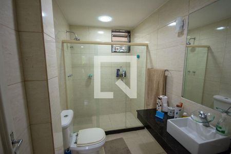 Apartamento à venda com 256m², 4 quartos e 1 vaga Apartamento à venda com 256m², 4 quartos e 1 vagaBanheiro