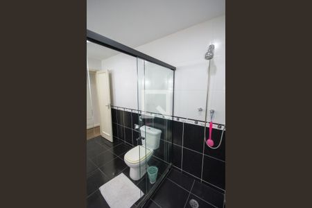 Apartamento à venda com 256m², 4 quartos e 1 vaga Apartamento à venda com 256m², 4 quartos e 1 vagaBanheiro