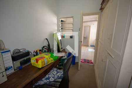 Apartamento à venda com 256m², 4 quartos e 1 vaga Apartamento à venda com 256m², 4 quartos e 1 vagaEscritório