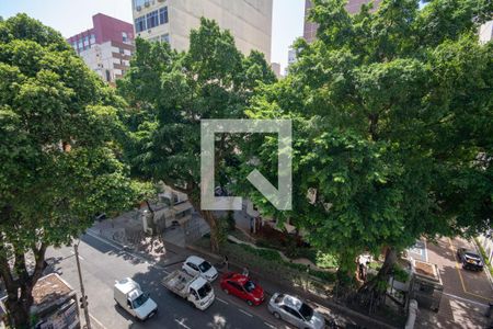 Apartamento à venda com 256m², 4 quartos e 1 vaga Apartamento à venda com 256m², 4 quartos e 1 vagaVista da Rua
