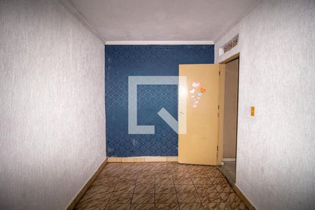 Quarto 1 de casa para alugar com 3 quartos, 70m² em Parque dos Bancários, São Paulo