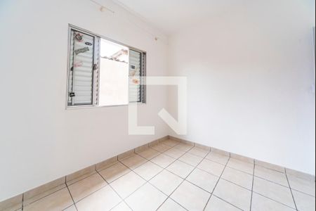 Casa à venda com 100m², 3 quartos e 2 vagasQuarto 2