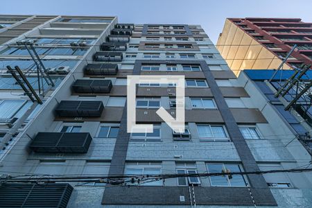 Studio à venda com 33m², 1 quarto e sem vaga Studio à venda com 33m², 1 quarto e sem vagaFachada