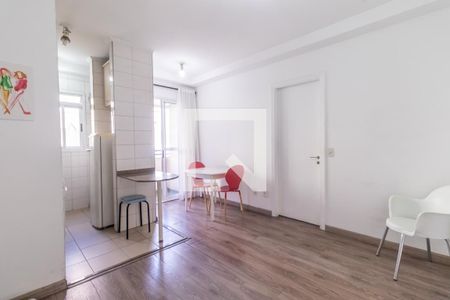 Apartamento para alugar com 38m², 1 quarto e 1 vaga Apartamento para alugar com 38m², 1 quarto e 1 vagaSala