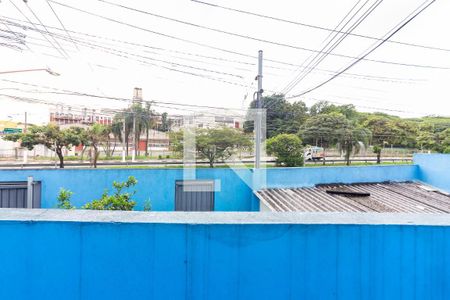 Vista de casa à venda com 3 quartos, 400m² em Km 18, Osasco