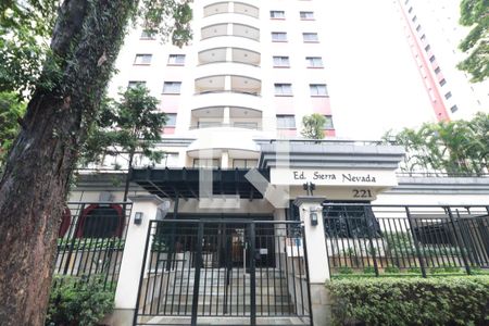Apartamento para alugar com 68m², 2 quartos e 2 vagasFachada