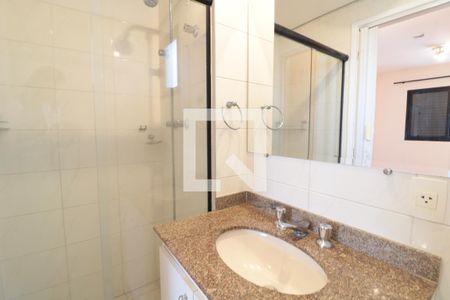 Apartamento para alugar com 68m², 2 quartos e 2 vagasBanheiro da Suite  