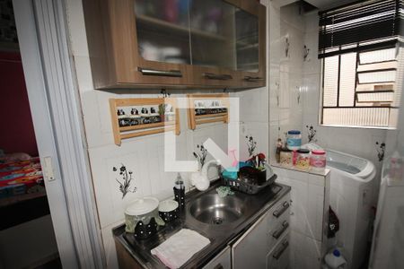 Apartamento à venda com 52m², 2 quartos e sem vagaCozinha