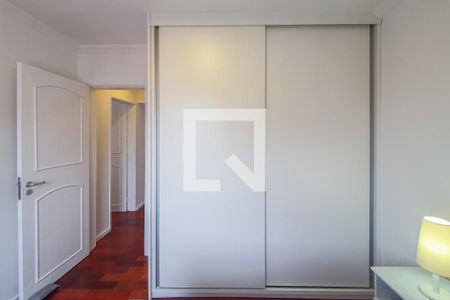 Apartamento à venda com 74m², 2 quartos e 1 vagaQuarto 2