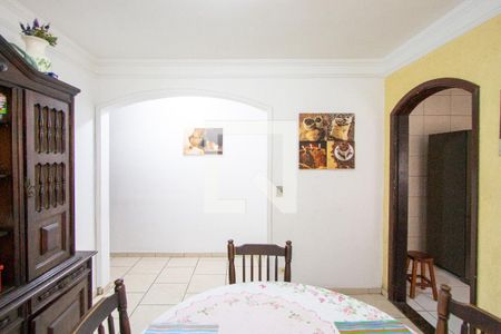 Casa à venda com 330m², 3 quartos e 5 vagas Casa à venda com 330m², 3 quartos e 5 vagasSala de Jantar