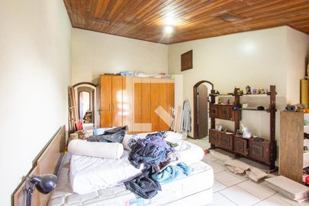 Casa à venda com 330m², 3 quartos e 5 vagas Casa à venda com 330m², 3 quartos e 5 vagasSuíte