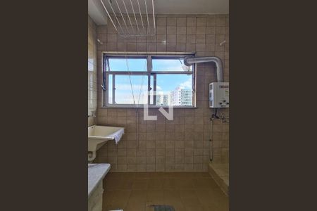 Apartamento à venda com 95m², 2 quartos e 1 vagaÁrea de Serviço