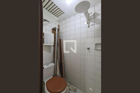 Apartamento à venda com 95m², 2 quartos e 1 vagaBanheiro de Serviço