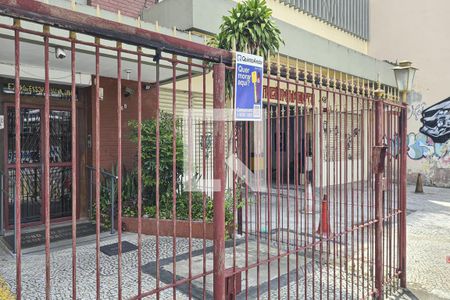 Apartamento à venda com 95m², 2 quartos e 1 vagaFachada do Prédio placa