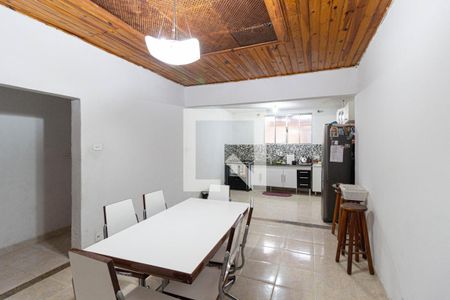 Cozinha de casa à venda com 4 quartos, 250m² em Santo Antônio, Osasco
