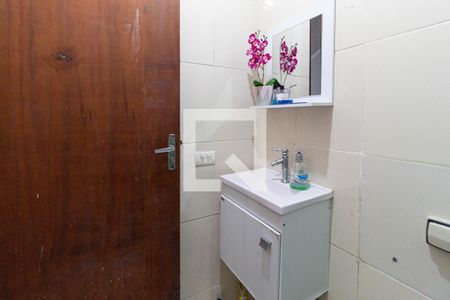 Casa à venda com 250m², 4 quartos e 4 vagas Casa à venda com 250m², 4 quartos e 4 vagasBanheiro