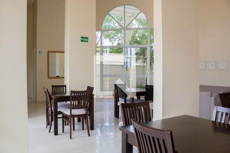 Apartamento à venda com 118m², 3 quartos e 3 vagas Apartamento à venda com 118m², 3 quartos e 3 vagasSalão de Festas
