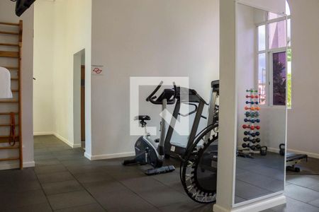 Apartamento à venda com 118m², 3 quartos e 3 vagas Apartamento à venda com 118m², 3 quartos e 3 vagasAcademia