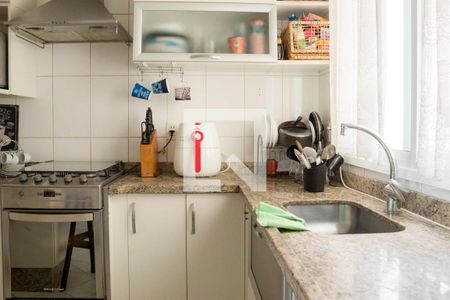 Apartamento à venda com 118m², 3 quartos e 3 vagas Apartamento à venda com 118m², 3 quartos e 3 vagasCozinha
