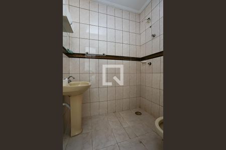 Banheiro de apartamento à venda com 2 quartos, 69m² em Jardim Maria Rosa, Taboão da Serra
