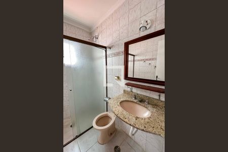 Banheiro da Suíte de casa para alugar com 5 quartos, 353m² em Jardim São Paulo(zona Norte), São Paulo