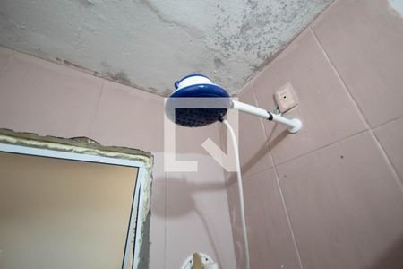 Casa à venda com 170m², 2 quartos e 1 vagaBanheiro