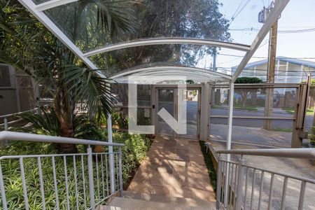 Apartamento para alugar com 65m², 2 quartos e 1 vagaFachada do Condomínio