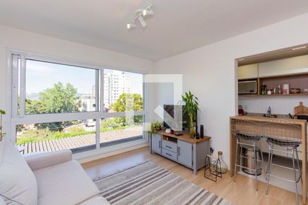 Sala de apartamento para alugar com 2 quartos, 65m² em Jardim do Salso, Porto Alegre