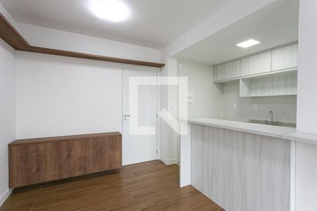 Sala de apartamento à venda com 2 quartos, 49m² em Chácara Seis de Outubro, São Paulo