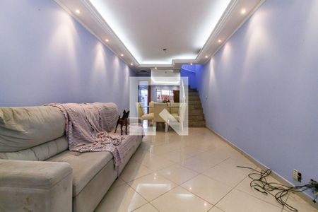 Sala de casa à venda com 5 quartos, 400m² em Vila Fachini, São Paulo