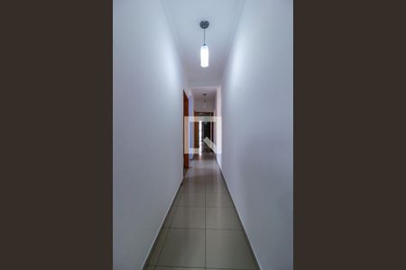 Corredor de casa para alugar com 5 quartos, 400m² em Vila Fachini, São Paulo