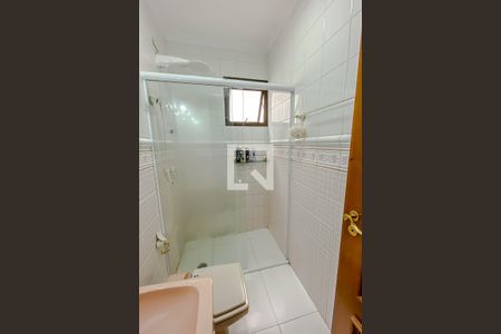 Casa à venda com 400m², 3 quartos e 7 vagasBanheiro da Suite