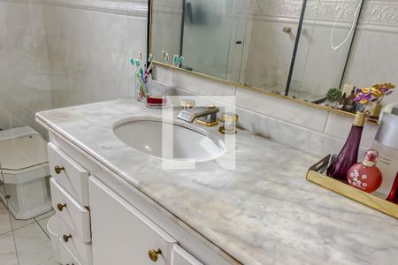 Casa à venda com 400m², 3 quartos e 7 vagasDetalhe Banheiro da Suite 3