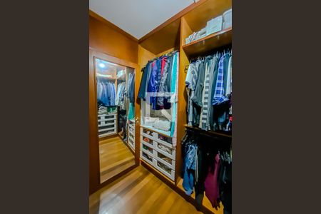 Casa à venda com 400m², 3 quartos e 7 vagasCloset da Suite 3