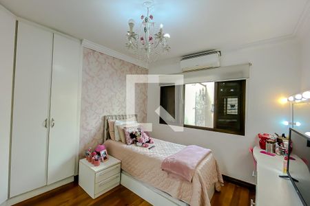 Casa à venda com 400m², 3 quartos e 7 vagasSuite