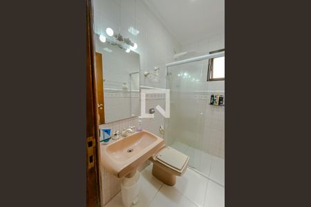 Casa à venda com 400m², 3 quartos e 7 vagasBanheiro da Suite