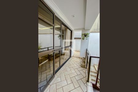 Casa à venda com 400m², 3 quartos e 7 vagasVaranda