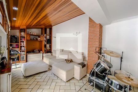 Sala de casa para alugar com 3 quartos, 400m² em Água Rasa, São Paulo