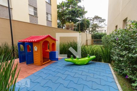 Studio à venda com 27m², 1 quarto e sem vaga Studio à venda com 27m², 1 quarto e sem vagaPlayground