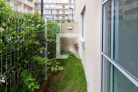 Studio à venda com 27m², 1 quarto e sem vaga Studio à venda com 27m², 1 quarto e sem vagaVaranda