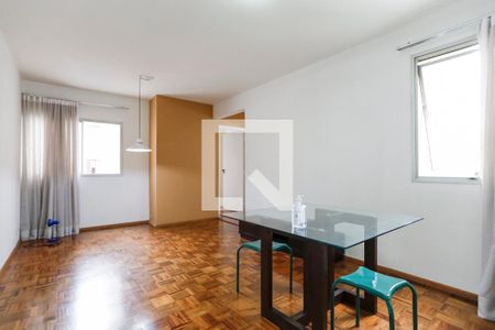 Sala de apartamento à venda com 2 quartos, 76m² em Bela Vista, São Paulo