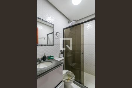 Apartamento à venda com 68m², 2 quartos e 1 vaga Apartamento à venda com 68m², 2 quartos e 1 vagaBanheiro