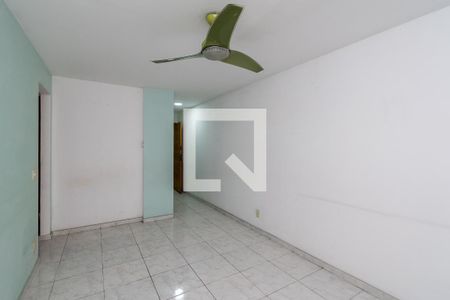 Sala de apartamento à venda com 2 quartos, 68m² em Ramos, Rio de Janeiro