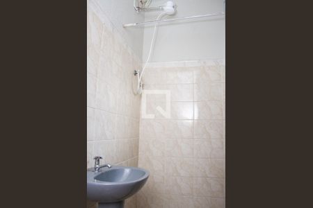 Banheiro Social de apartamento para alugar com 1 quarto, 60m² em Pilares, Rio de Janeiro