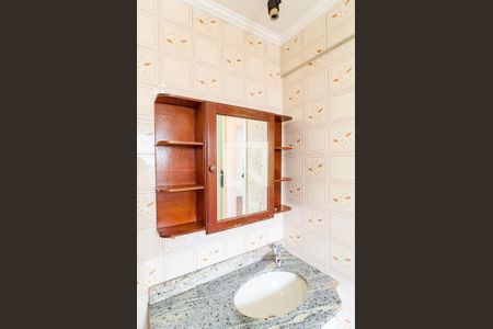 Banheiro Social de apartamento para alugar com 2 quartos, 73m² em Parque Imperial, São Paulo