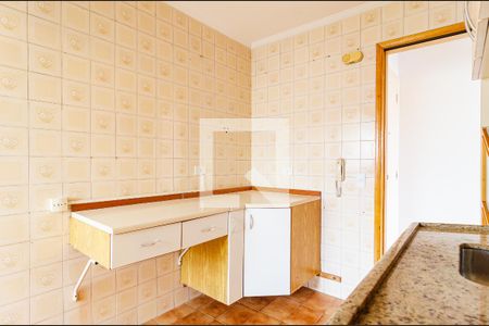 Cozinha de apartamento para alugar com 2 quartos, 73m² em Parque Imperial, São Paulo