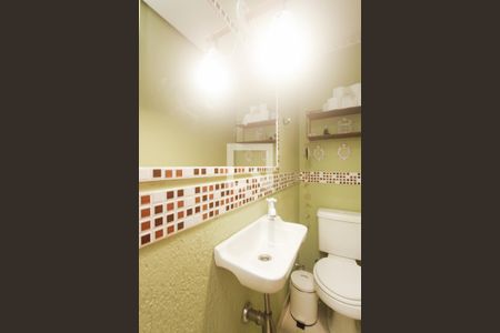 Casa à venda com 107m², 3 quartos e 2 vagas Casa à venda com 107m², 3 quartos e 2 vagasLAVABO